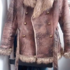 Le Chateau Women Winter Coat Very Fancy and Warm